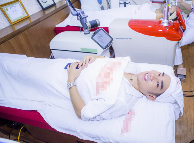 Bắt đầu từ h&ocirc;m nay, Quang H&agrave; đ&atilde; kh&ocirc;ng nhận h&aacute;t tại vũ trường, bar hay ph&ograve;ng tr&agrave; để d&agrave;nh sức lực cũng như c&oacute; nhiều thời gian tập luyện giọng h&aacute;t, vũ đạo để chuẩn bị cho Quang H&agrave; Live Concert v&agrave;o ng&agrave;y 23/9 tại nh&agrave; h&aacute;t Ho&agrave; B&igrave;nh TP HCM v&agrave; 7/10 tại Cung Việt X&ocirc; H&agrave; Nội.