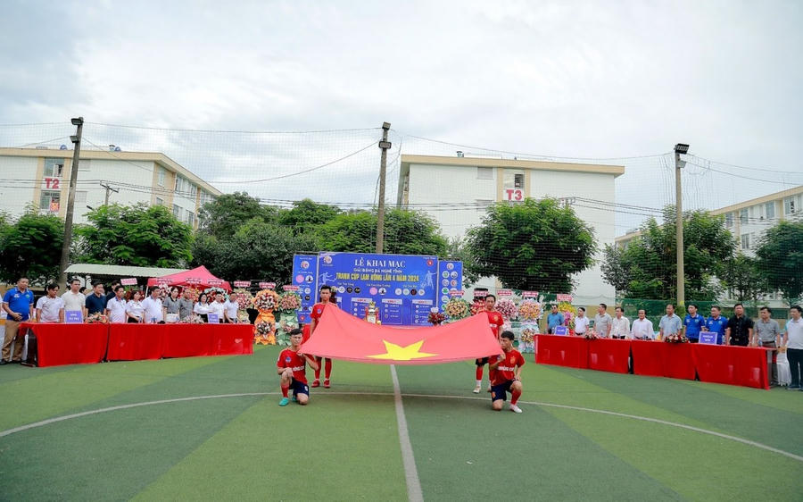 Toàn cảnh Lễ khai mạc.