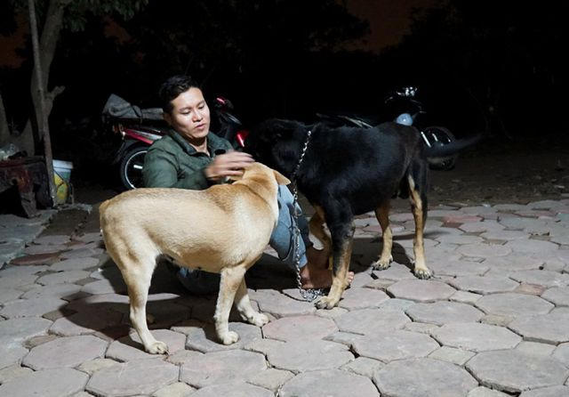 Hơn nữa, hầu hết các vườn bưởi được trồng tại phường Minh Khai có địa thế xa khu dân cư, tạo điều kiện cho các đối tượng trộm cắp hoành hành.