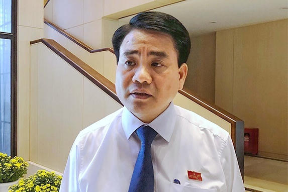 hon-250-giao-vien-keu-cuu-chu-tich-ha-noi-chi-dao-khan.