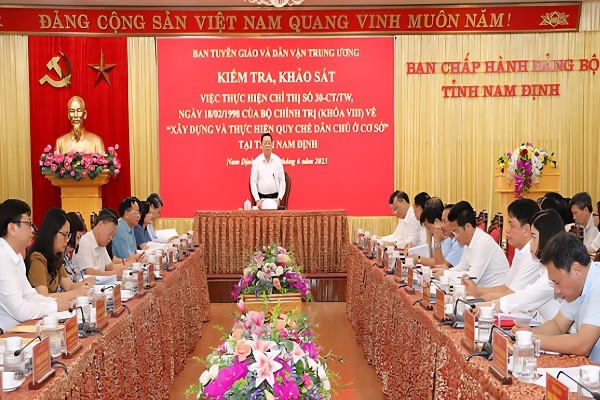 Quang cảnh hội nghị.