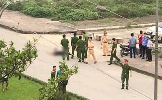 Chiến sĩ CSGT đứng nh&igrave;n đối tượng cầm k&eacute;o đ&acirc;m chết người y&ecirc;u tại Ninh B&igrave;nh l&agrave; ai?