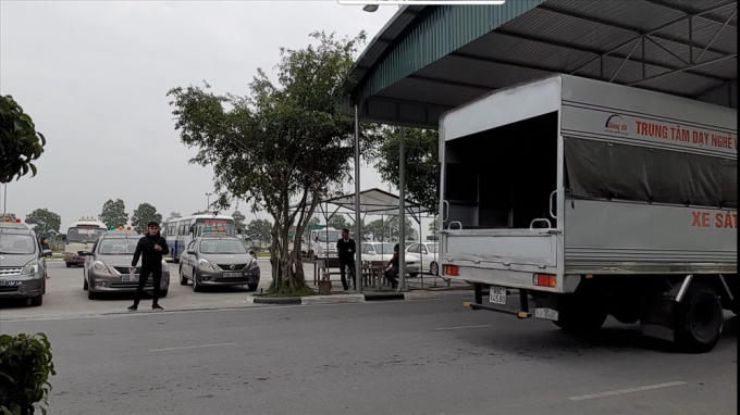 Bên trong sân thi sát hạch của một trường đào tạo lái xe ở tỉnh Bắc Ninh.
