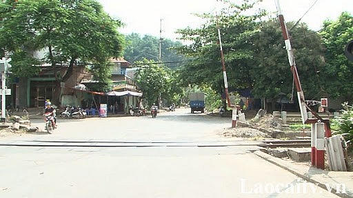 Các lối đi đường sắt tự mở tại Lào Cai phải đảm bảo an toàn giao thông.