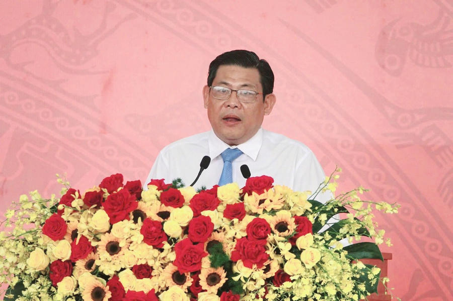 Phó Chủ tịch UBND tỉnh An Giang Ngô Công Thức phát biểu tại lễ khởi công