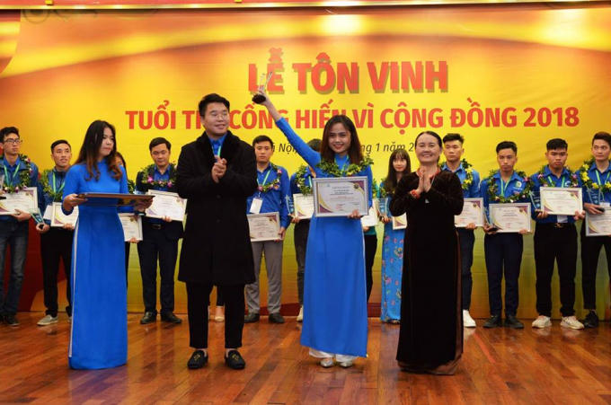 Lễ tôn vinh