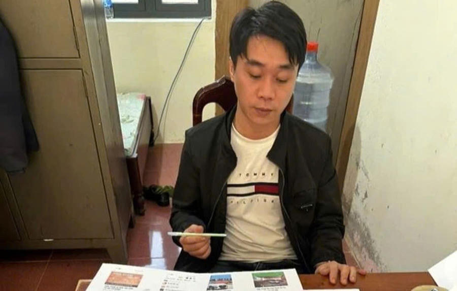 Đối tượng Đặng Chí Tâm tại cơ quan công an. Ảnh: Công an tỉnh Đắk Nông