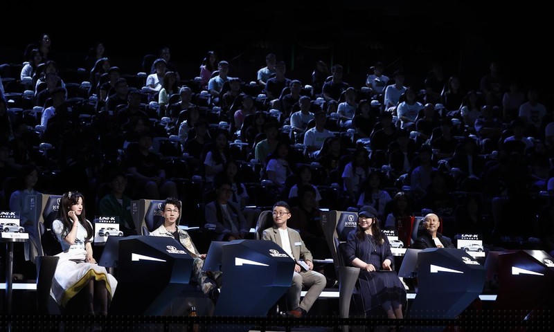 Giám khảo Chương trình 2060. Ảnh: Global Times