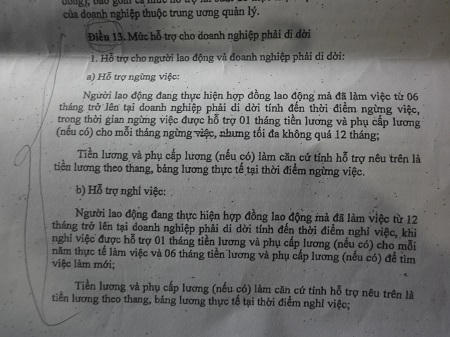 Vụ c&ocirc;ng nh&acirc;n ăn cơm