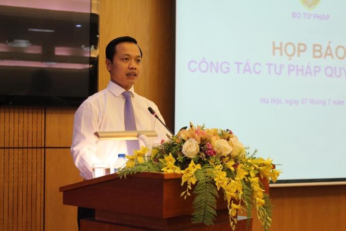 Người phát ngôn của Bộ Tư pháp, Thứ trưởng Trần Tiến Dũng đã ra thông cáo trả lời kiến nghị của cộng đồng doanh nghiệp khởi nghiệp về Điều 292 Bộ luật Hình sự năm 2015.