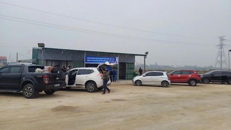 Trạm dừng nghỉ tạm trên tuyến Nghi Sơn-Diễn Châu.