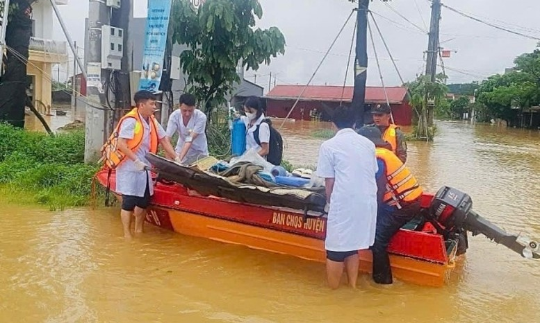 Không để gián đoạn công tác y tế khi ứng phó với thiên tai. (Ảnh minh họa)