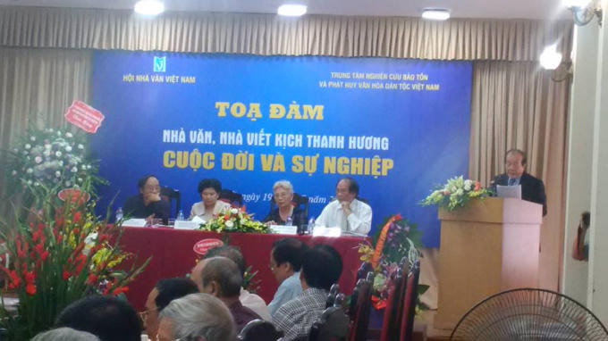 Nhân kỷ niệm 80 năm tuổi của nữ Kịch Thanh Hương cuộc đời và sự nghiệp của bà đã được tái hiện qua lời kể của những đồng nghiệp, những người bạn từng cùng bà vào sinh ra tử suốt cuộc đời và sự nghiệp.