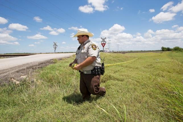 Cảnh sát phong tỏa hiện trường. (Ảnh: Reuters)