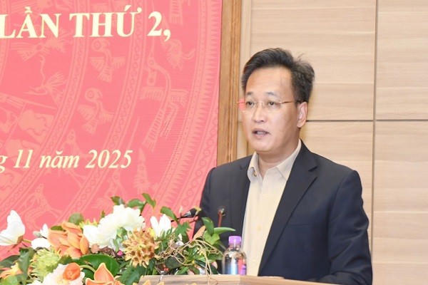 Bí thư Tỉnh ủy Hưng Yên, ông Nguyễn Hữu Nghĩa phát biểu tại hội nghị.