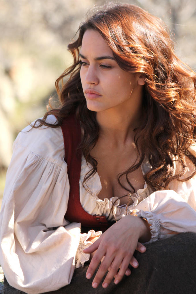 Bí mật cây cầu cũ: Hé lộ bí mật ít biết về cuộc sống ở đầu thế kỷ 20 tại châu Âu