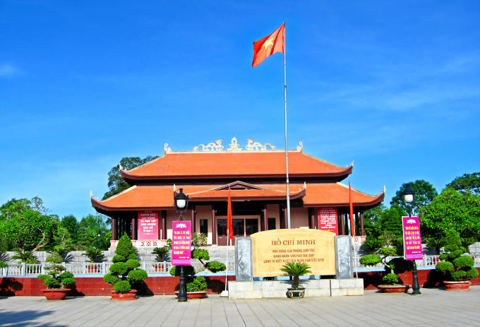 Khu Văn hóa tưởng niệm Chủ tịch Hồ Chí Minh được xây dựng trên dải đất Bác Hồ về thăm tỉnh Thanh Hóa lần đầu tiên và nói chuyện với đồng bào thị xã Thanh Hóa. (Ảnh tư liệu).