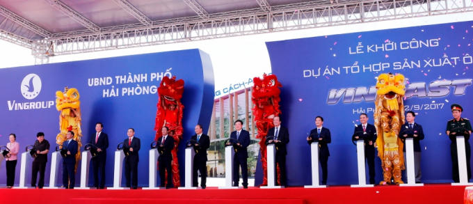Ngày 2/9/2017, Vingroup khởi công Dự án Tổ hợp sản xuất ô tô VINFAST tại khu kinh tế Đình Vũ – Cát Hải (Hải Phòng).