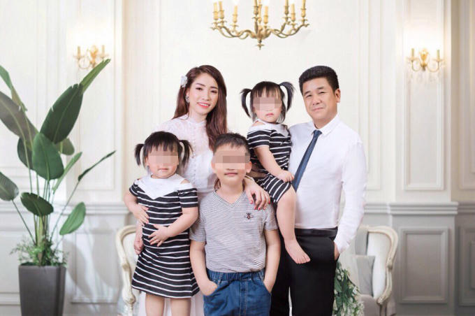 Vợ chồng anh Nguyễn Hải Sơn, chị Nguyễn Thị Phương và các con (ảnh do nhân vật cung cấp).