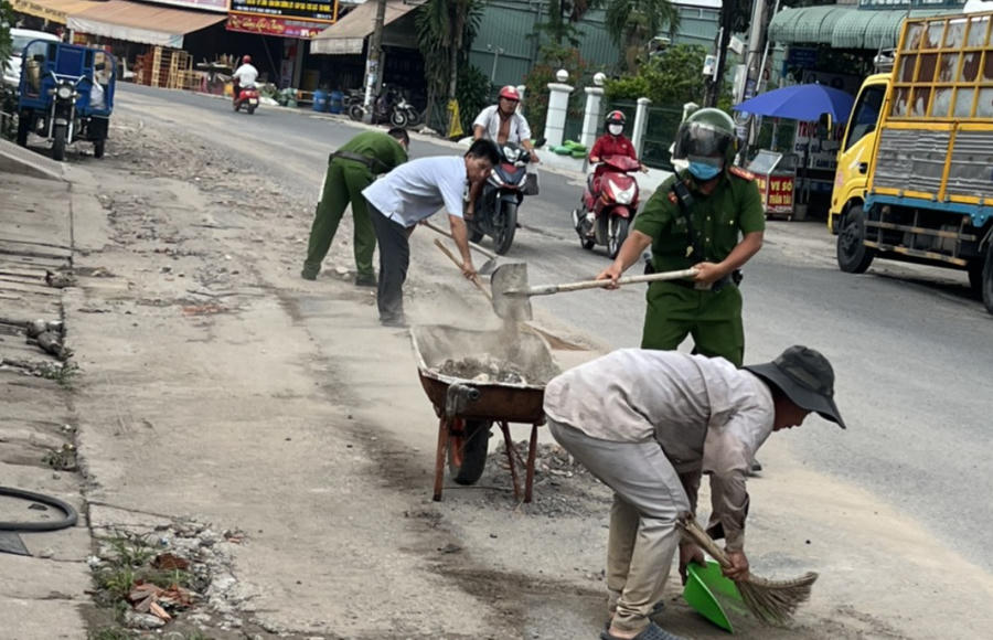 EC1C76D0-5835-4B92-998E-DE16FD456CA1