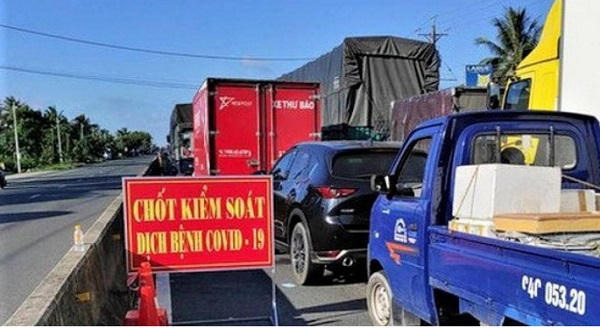 bo-gtvt-chi-dao-to-chuc-phan-luong-van-tai-thong-suot-24-24h-trong-mua-dich-152011