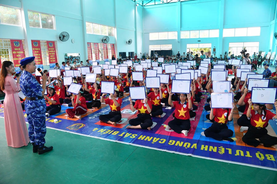 Sôi nổi Cuộc thi “Em yêu biển, đảo quê hương” tại phường Rạch Giá