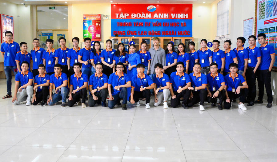 Tập đoàn Anh Vinh và Trường Cao đẳng Lê Quý Đôn luôn phấn đấu không ngừng để hoàn thiện, nâng cao chất lượng giáo dục để trở thành ngọn cờ đầu