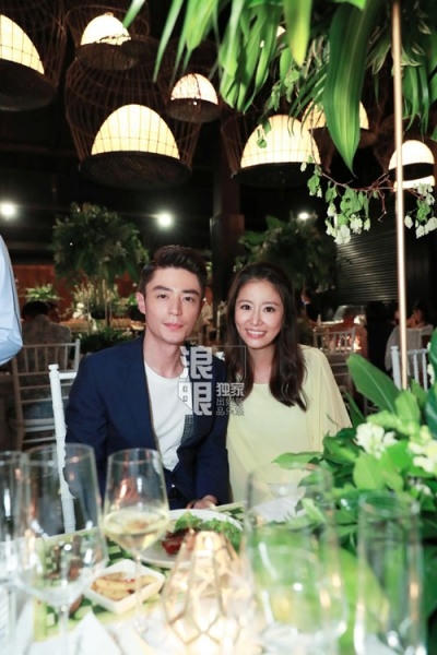 Được biết cả 2 là bạn bè thân thiết suốt 10 năm qua.