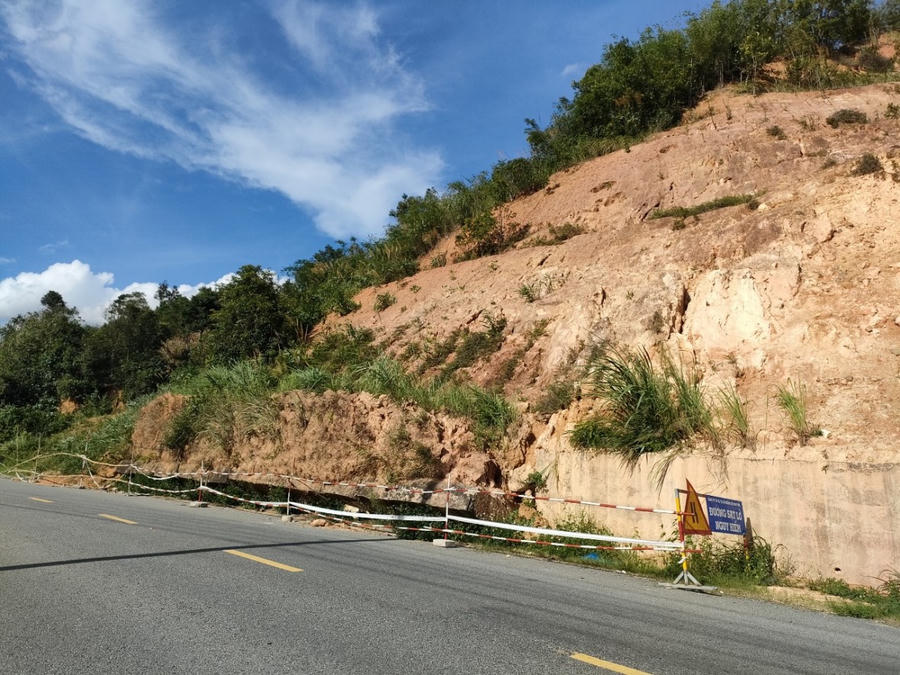 Công ty CP Xây dựng P&T từng trúng thầu gói chống sạt lở đường Hồ Chí Minh, tỉnh Kon Tum - Ảnh minh hoạ.