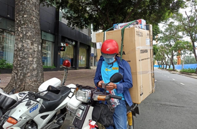 Phải sớm có hướng dẫn cụ thể về mặt hàng thiết yếu, hàng hóa được phép lưu thông