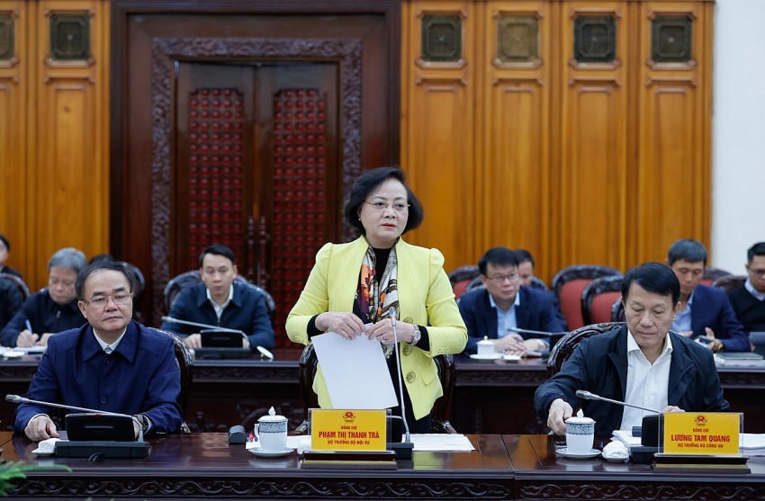 Bộ trưởng Bộ Nội vụ Phạm Thị Thanh Trà phát biểu tại buổi hội nghị.