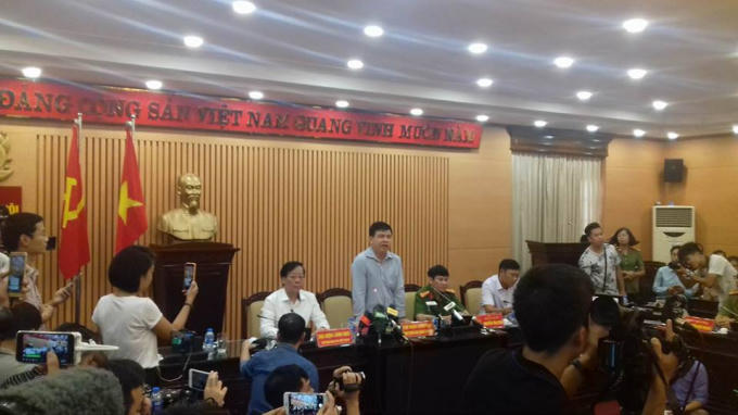 Đại diện Ban Tuyên giáo Thành ủy Hà Nội phát biểu tại buổi họp.