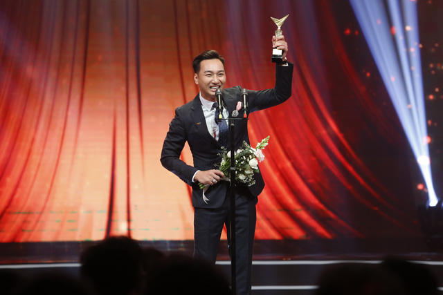 &ldquo;Người ph&aacute;n xử&rdquo; thắng lớn tại giải thưởng Ấn tượng VTV 2017