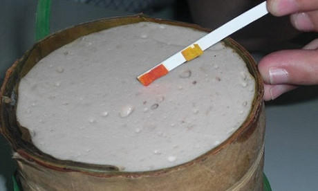 Vừa qua, tiều mục "Thực phẩm sạch hay bẩn" của ANTV đã có một phóng sự về sự thật kinh hoàng đằng sau công nghệ chế biến giò chả siêu rẻ. Ảnh minh họa: Vietq.