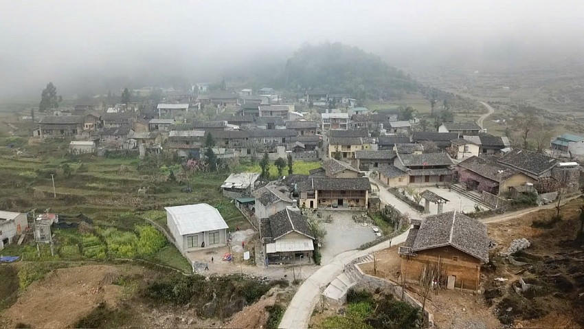 Làng Lô Lô Chải là một trong những địa danh ở huyện Đồng Văn vẫn còn lưu giữ được những giá trị văn hóa nguyên vẹn.