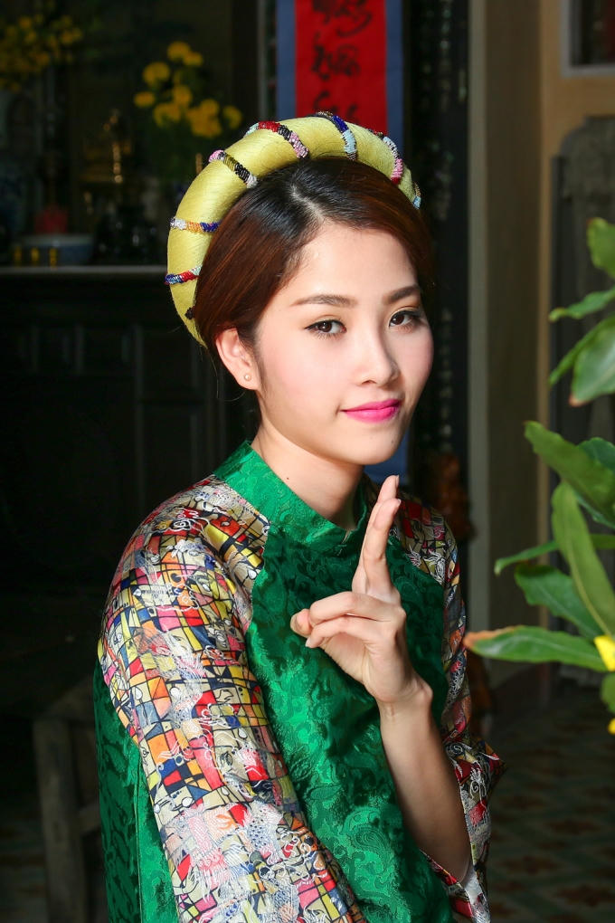 Sở hữu cả thanh và sắc hy vọng Nam Em sẽ tiến xa trên con đường nghệ thuật mà cô đang lựa chọn