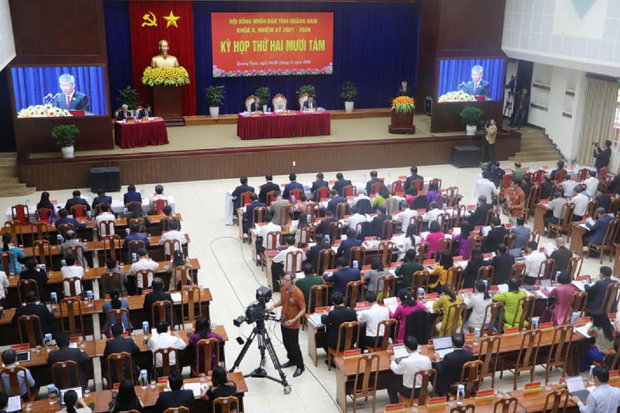 Quang cảnh kỳ họp. (Ảnh: Công Huy).