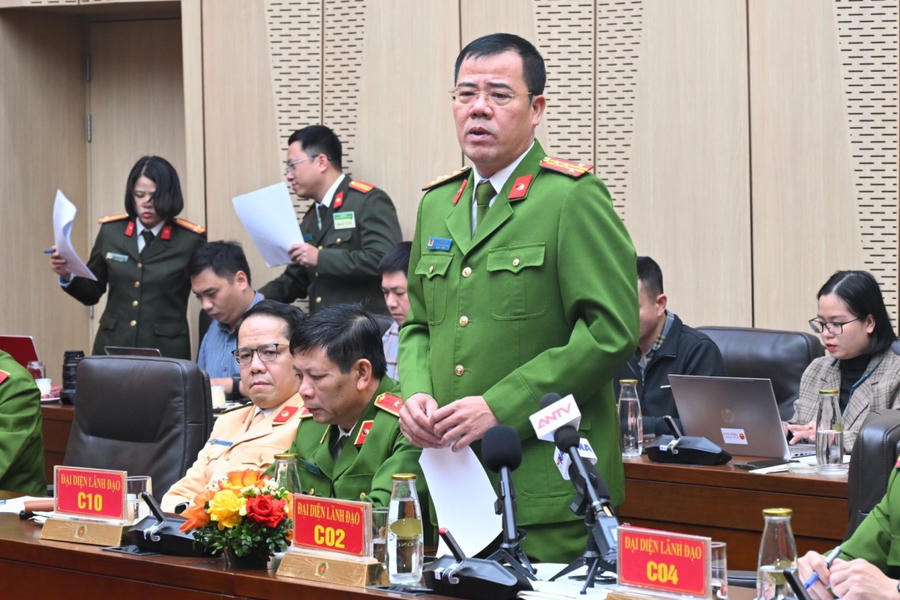 Đại tá Lê Khắc Sơn, Phó Cục trưởng Cục Cảnh sát hình sự trả lời tại Họp báo.