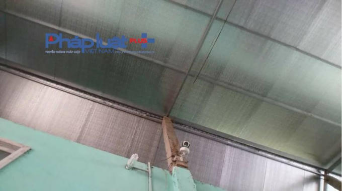 Camera giám sát mọi hoạt động tại phòng khám chữa bệnh trái phép. (Ảnh: Tiến Vũ)
