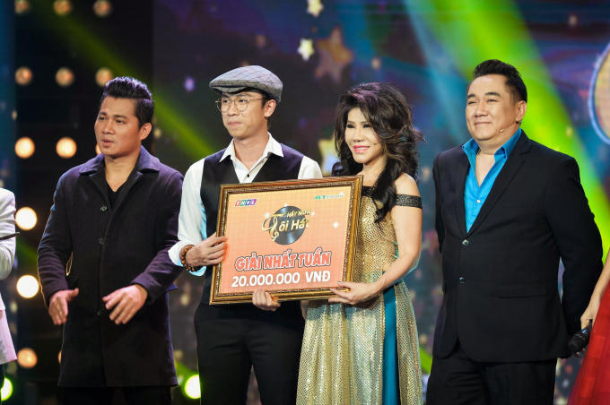 Hồ Việt Trung vượt qua chính mình giành giải nhất tuần Hãy Nghe Tôi Hát.