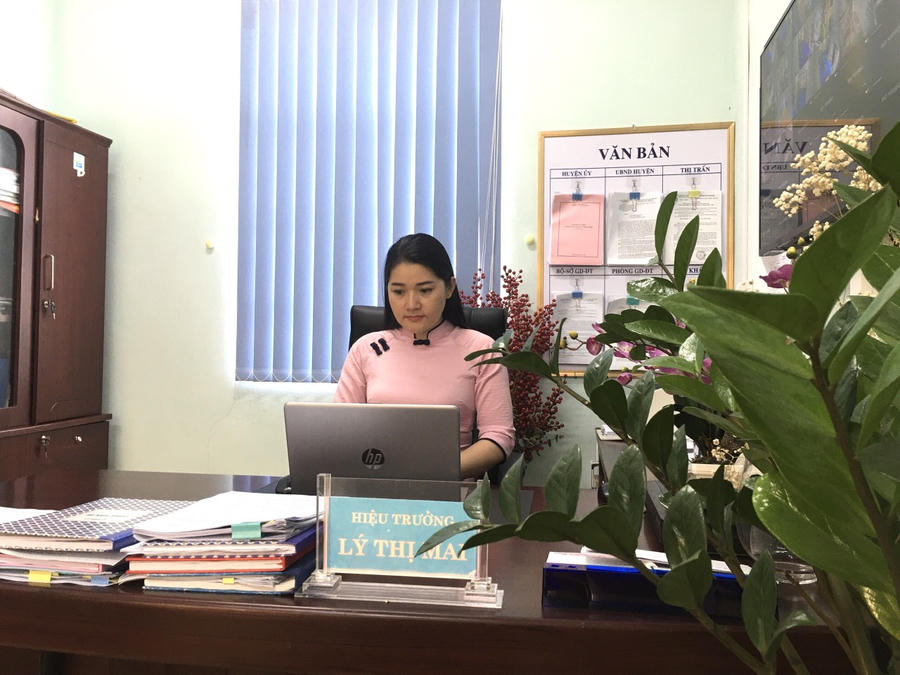 Cô Lý Thị Mai luôn khát khao đổi mới, sáng tạo và phấn đấu học tập làm theo lời Bác.