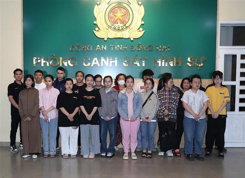 Nhóm đối tượng bị lực lượng chức năng khởi tố (Ảnh: BCA).