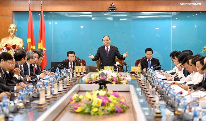Thủ tướng nhấn mạnh vai trò của Bộ TT&amp;TT trong việc đưa Việt Nam thành cường quốc về công nghệ.