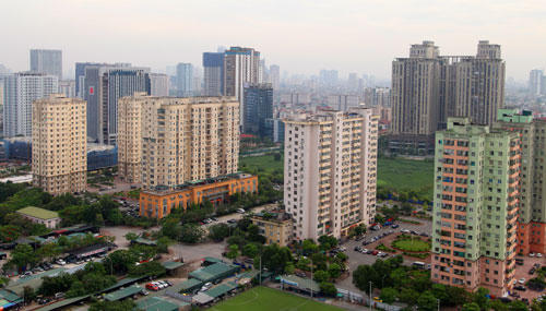 Giải quyết những bất cập để quản l&yacute; vận h&agrave;nh nh&agrave; chung cư hiệu quả l&agrave; vấn đề lớn đặt ra hiện nay. Ảnh: Viết Th&agrave;nh