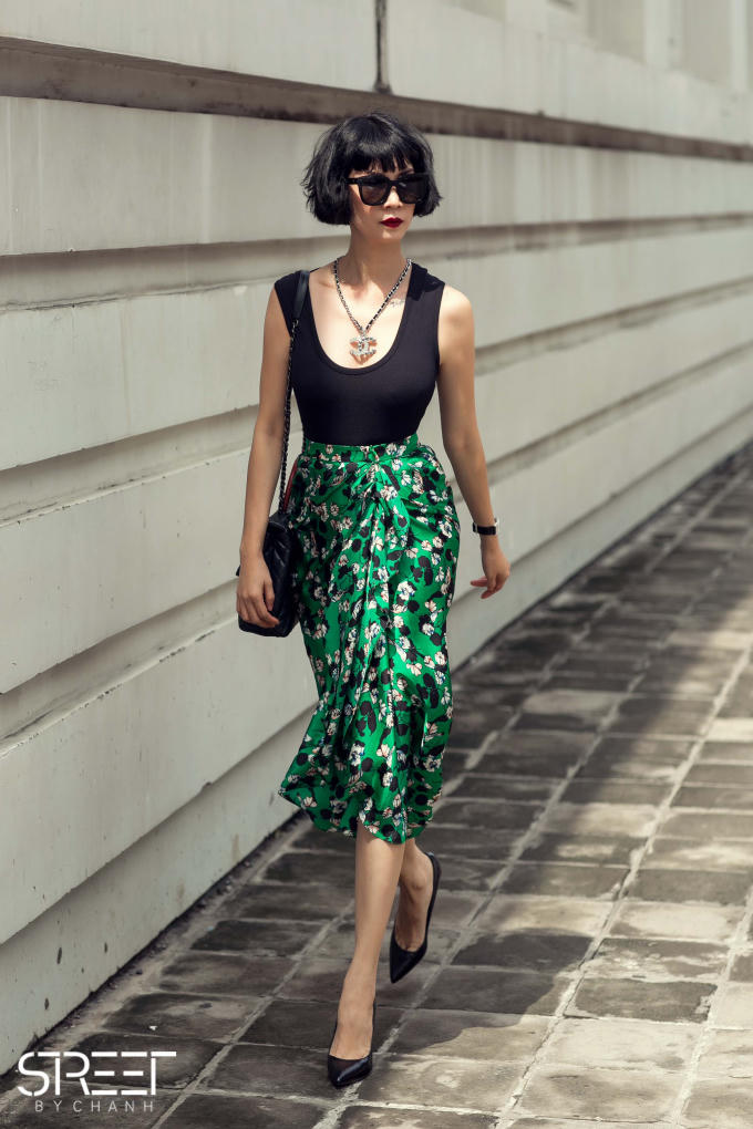 Xu&acirc;n Lan khoe v&ograve;ng eo 58 đ&aacute;ng ngưỡng mộ ở độ tuổi 40