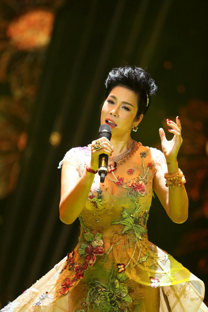 Ca sĩ Thu Phương.