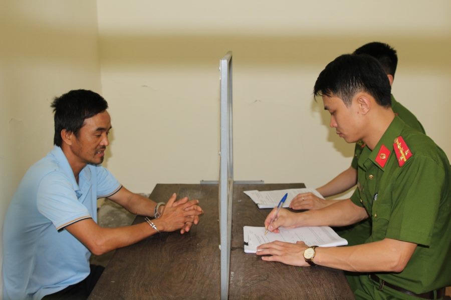 Đối tượng Nguyễn Tư Dũng bị bắt giữ khi đang trốn tại TP Hồ Chí Minh - Ảnh Công an Nghệ An.