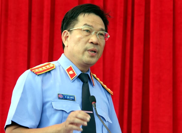 Viện trưởng VKSND Bình Phước Lê Đức Xuân giữ nguyên quan điểm buộc tội (Ảnh Vnexpress).