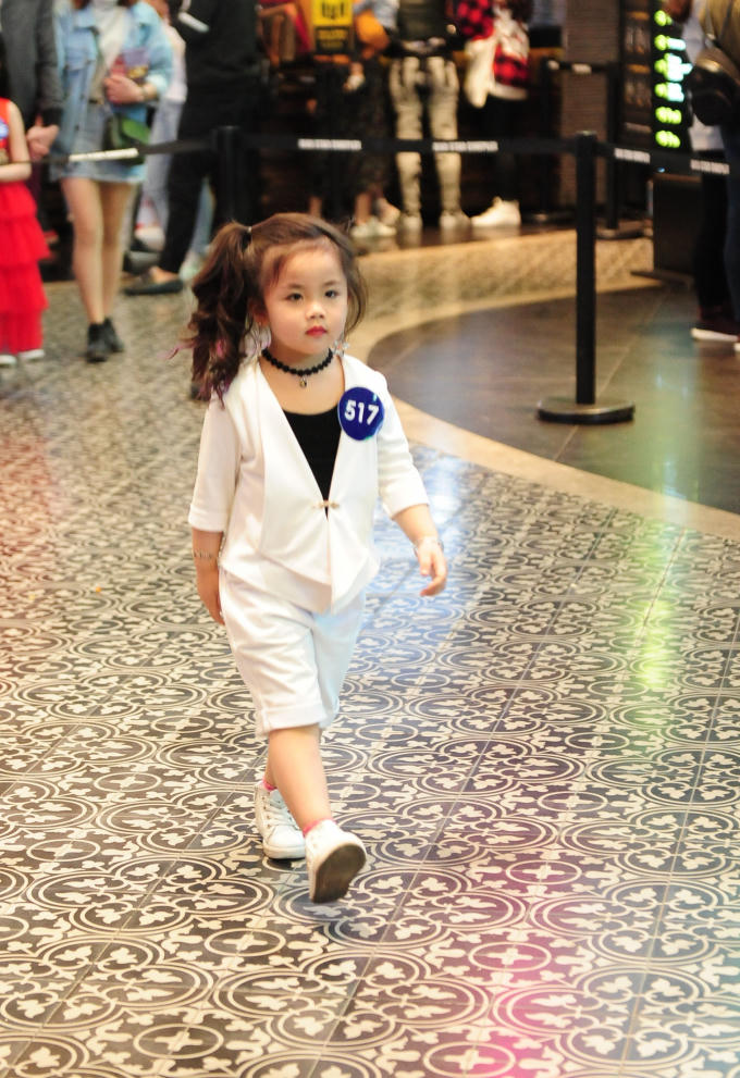 Xu&acirc;n Lan khởi động m&ugrave;a 5 của Tuần lễ thời trang trẻ em Việt Nam tại H&agrave; Nội