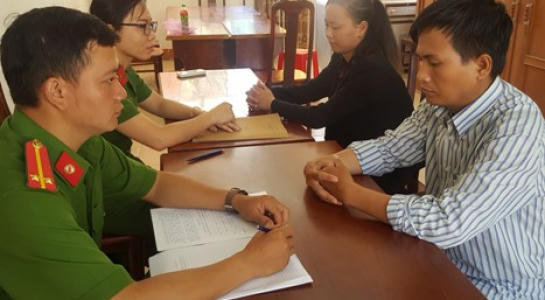 2 đối tượng tại cơ quan công an